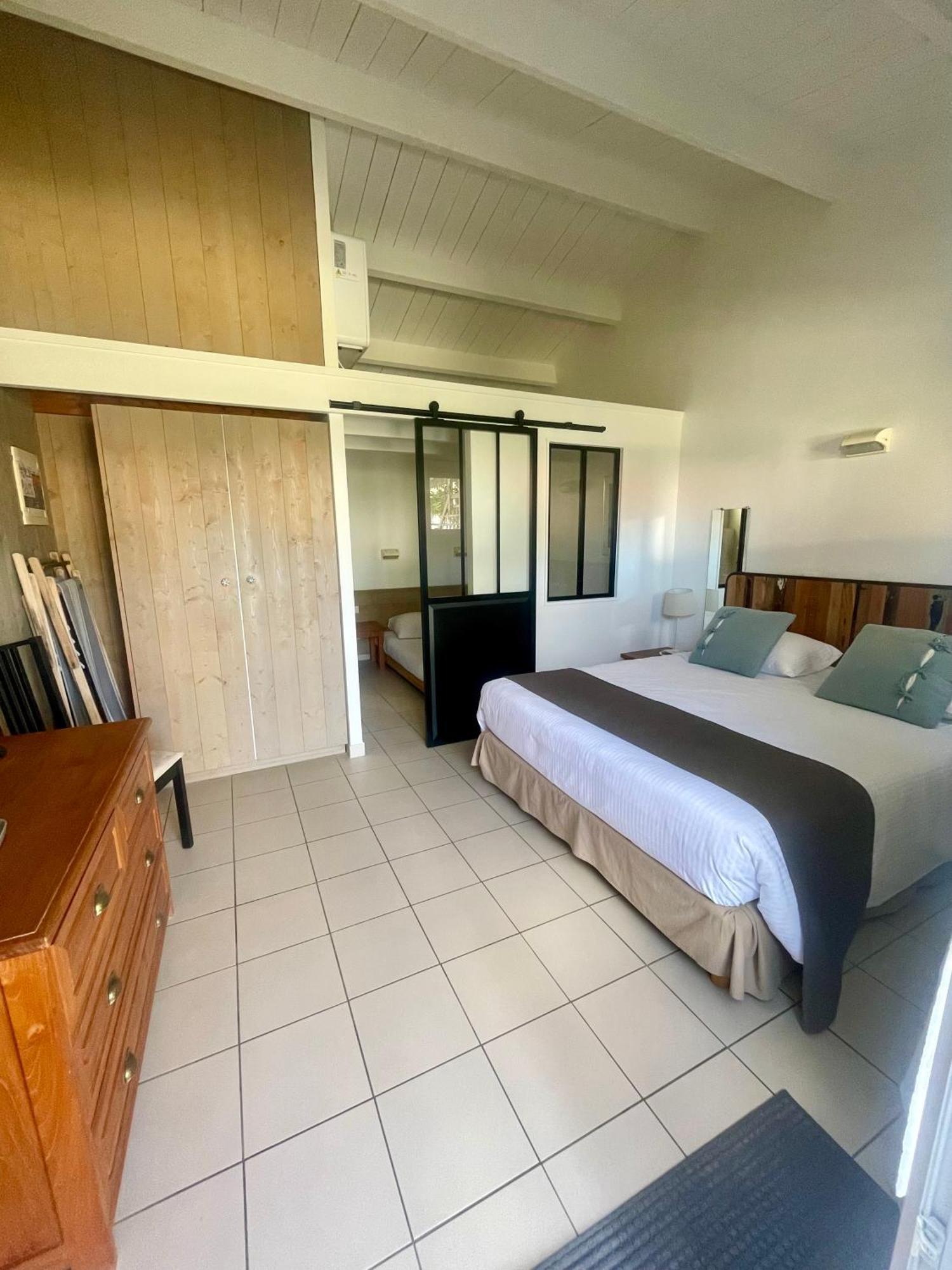 La Villa - Hotel Bien Etre 勒布瓦普拉热雷 外观 照片