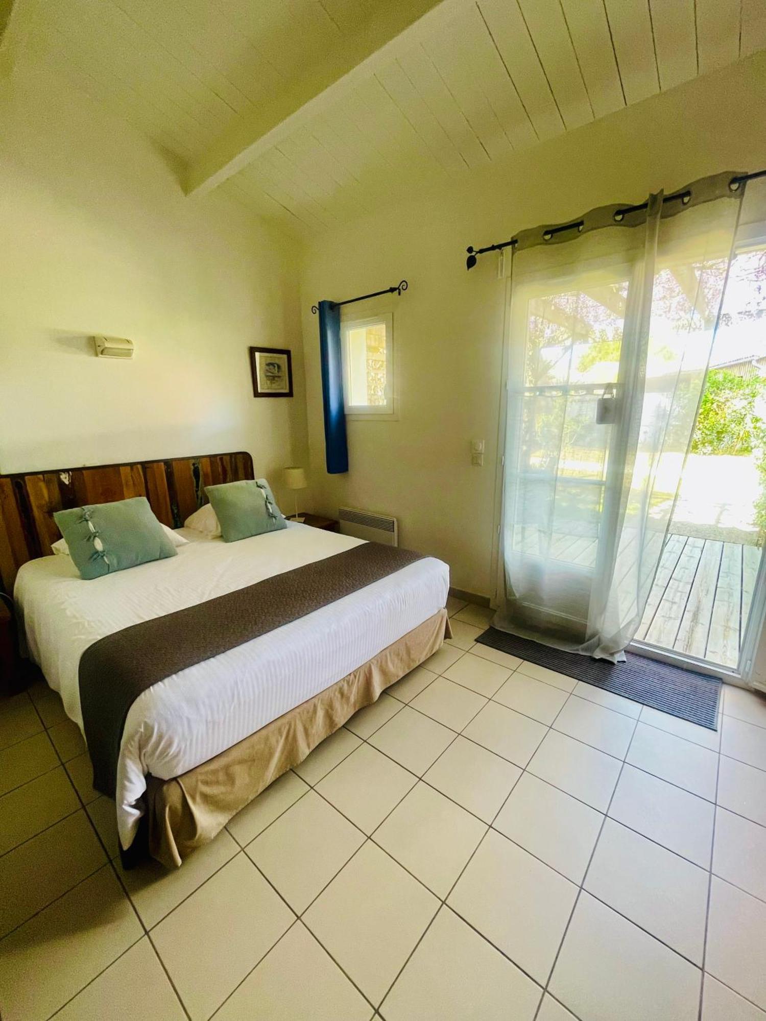 La Villa - Hotel Bien Etre 勒布瓦普拉热雷 外观 照片