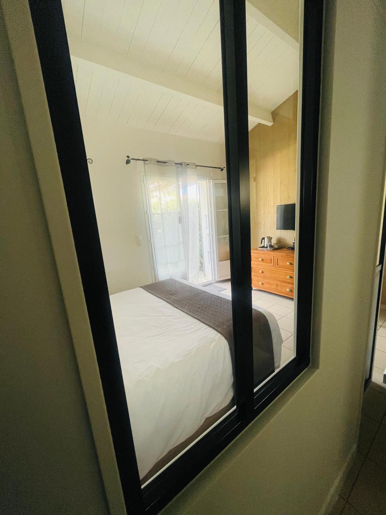 La Villa - Hotel Bien Etre 勒布瓦普拉热雷 外观 照片